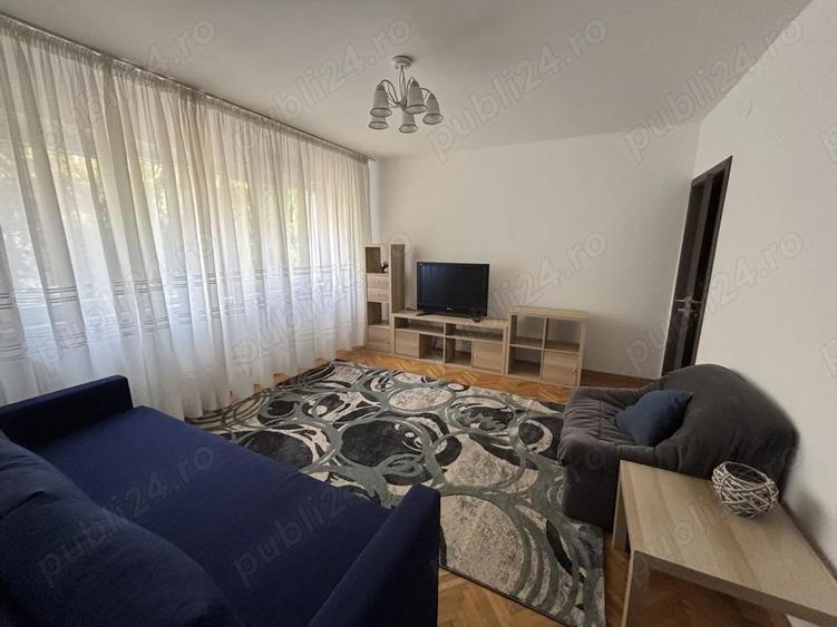 inchiriez apartament 3 camere - central - 9