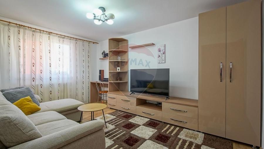 Inchiriere Apartament 2 camere– Tractorul - 2