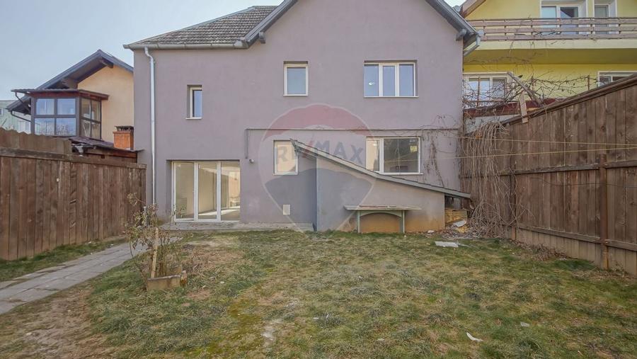 Proprietate versatilă în Brașov – locuință, business sau investiție - 2