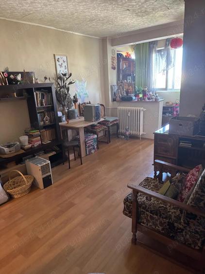 Vand garsoniera zona Titan - 7