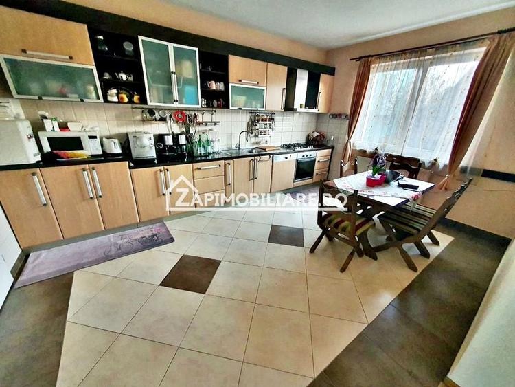 Casa 6 camere, 295 mp.utili, 1.000 mp teren, cartier Unirii - 4