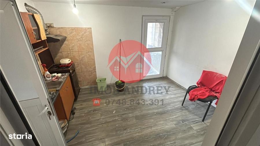 Casa de vanzare in centrul orasului, zona Piata Noua - 5