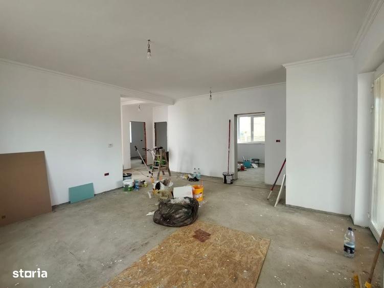Casă cu 3 camere în Central