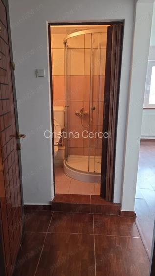 Garsoniera de vanzare, str. Crinul de Padure, zona Drumul Taberei Garsoniera de vanzare, str. Crinul de Padure, zona Drumul Taberei
