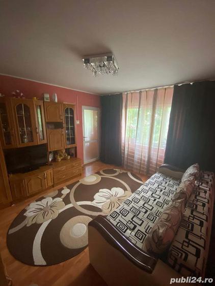 De vanzare ! Persoana fizica vand apartament 2 camere , zona micro 39 b - 1