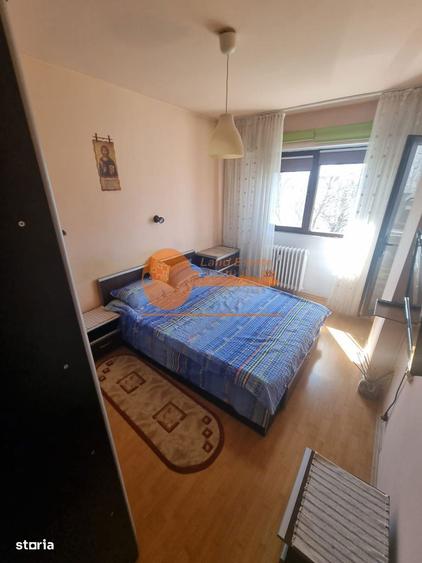 3 Camere la 3 minute Metrou Crangasi- Parc - Bloc Reabilitat - 12