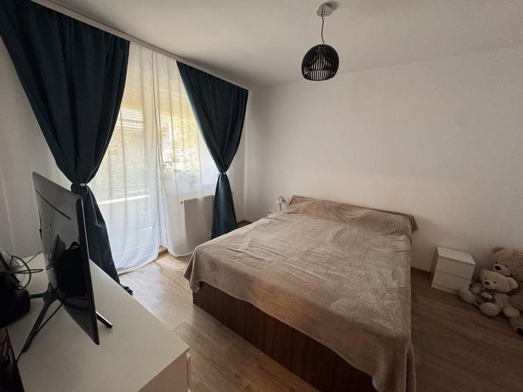 Apartament cu 2 camere decomandat în Central