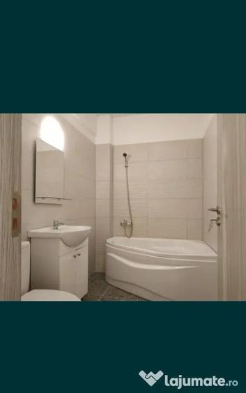 Garsonieră decomandată în Uverturii