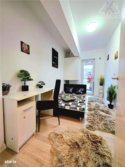Apartament cu 3 camere în Aroneanu