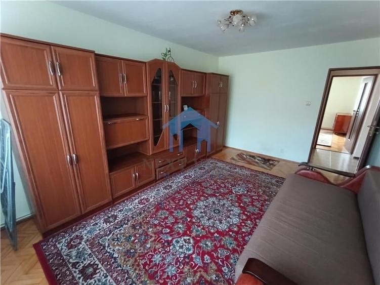 Apartament cu 2 camere decomandat în Zorilor