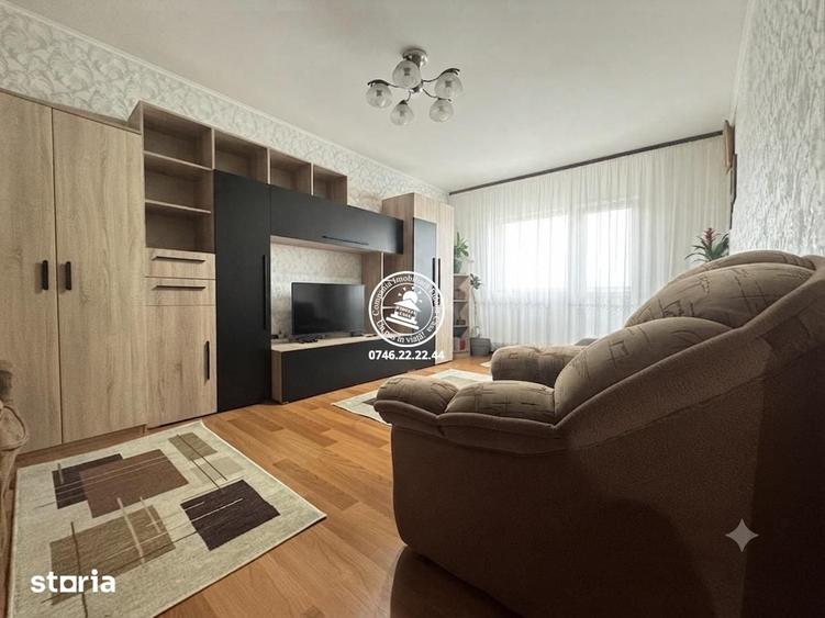 Apartament cu 3 camere decomandat în Ciurea