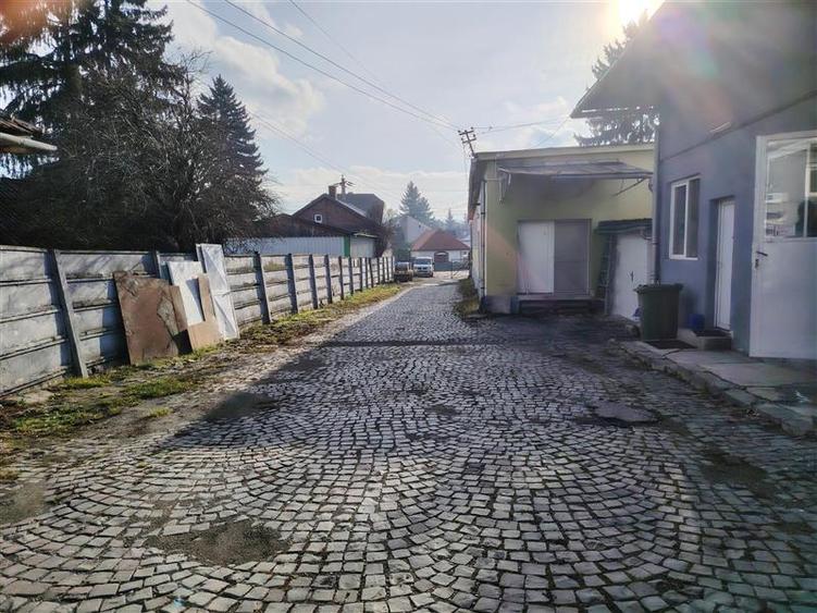 Spațiu comercial, de 365 mp, în Central