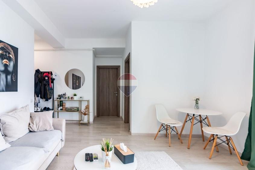 Apartament cu 2 camere decomandat în Central