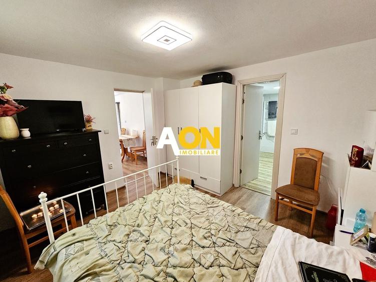 Casă individuală cu 5 camere cu Canalizare în Periferie