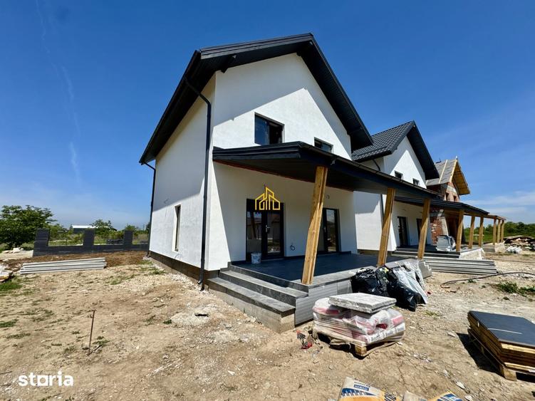 Casă cu 4 camere cu Teren 400 Mp în Clinceni
