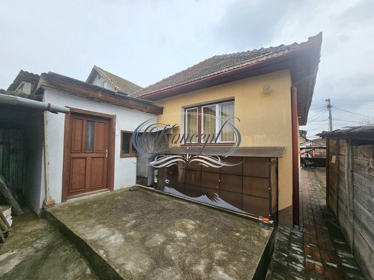 Casă individuală cu 2 camere cu Canalizare în Dâmbul Rotund
