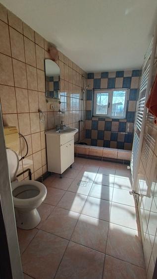 Casă cu 2 camere în Central
