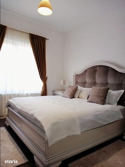 Casă cu 5 camere cu Teren 220 Mp în Oncea