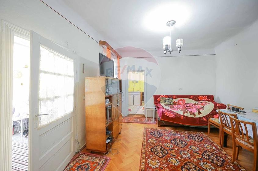 Casă cu 2 camere de vânzare în zona Ioșia Strada Arțarilor - 8