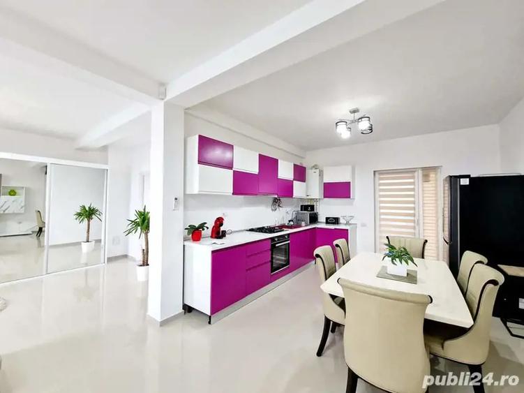 Se vinde Vila cocheta in Mamaia P+1 sau schimb cu ap 2 cam + diferen?a - 2