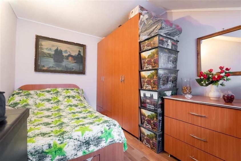 RECO Casa cu 3 Camere la Curte Comuna, Central, Oradea - 11