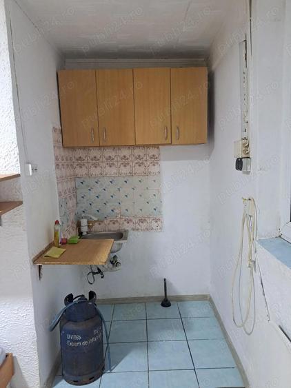 Vand garsoniera cf. 3, zona Baicului,renovata,zona centrala, linistita - 1