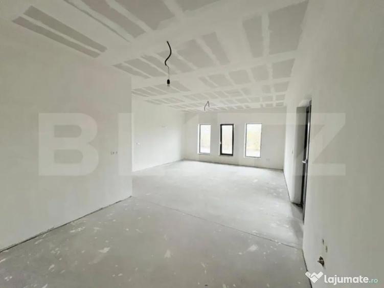 Casa de vanzare , 110 mp , teren 4,5 ari, zona Lazuri - 5