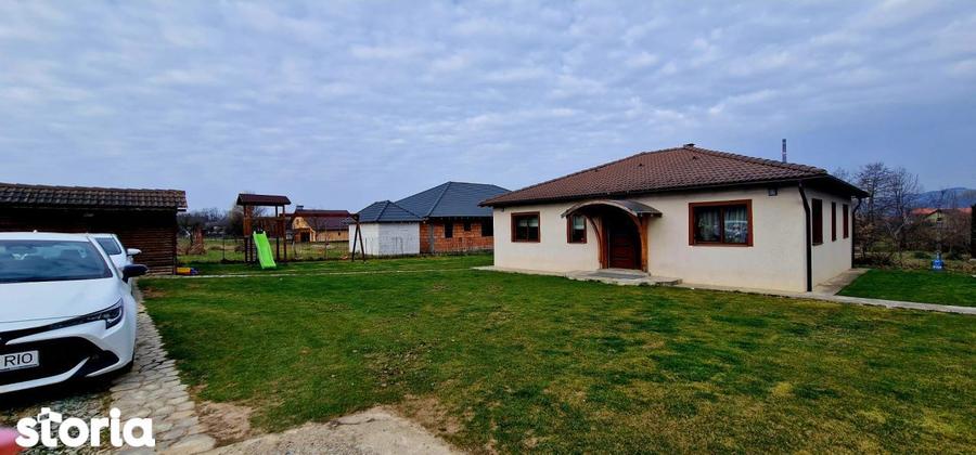 Casa-Satu Nou de Sus, suprafata utila 93.8mp, teren 700mp - 2