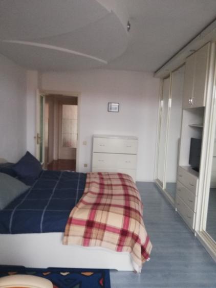 Inchiriez apartament 4 camere Micul Dallas - 5