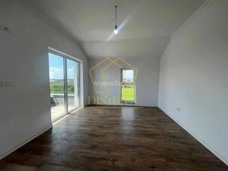 Apartament cu 2 camere semidecomandat în Giroc