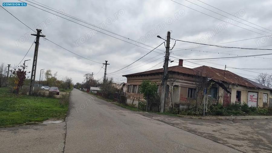 Casă cu 6 camere cu Teren 1613 Mp în Central