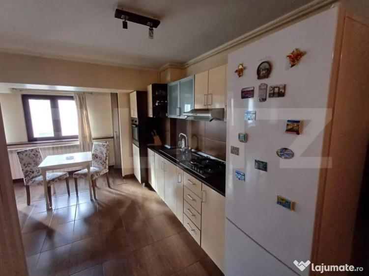 Apartament de inchiriat, cu 2 camere, 63 mp, decomandat, zon - 1