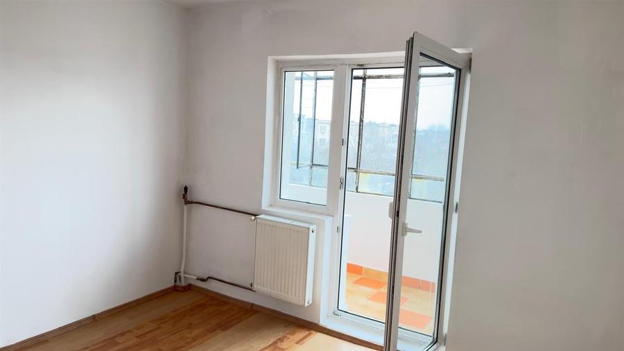 Apartament decomandat 51mp , doua balcoane, Mihai Bravu - 9