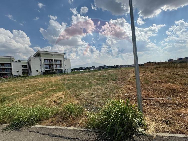 Teren intravilan de 435 m2 cu utilitati - gata pentru constructie! - 6
