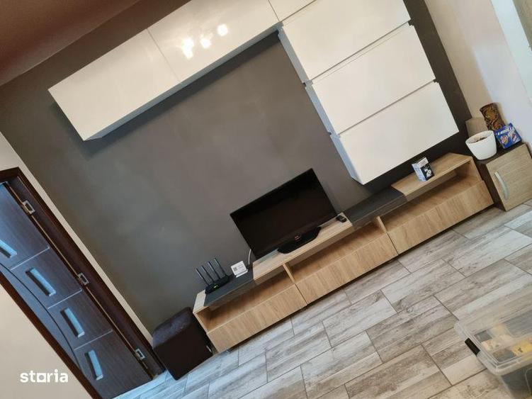 Vand apartament 3 camere E 14 et 4/4 - 3