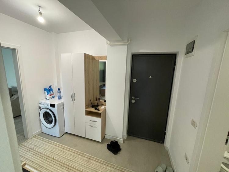 Decomandat - 2 Camere - Parcare - Prima inchiriere - CUG - 17