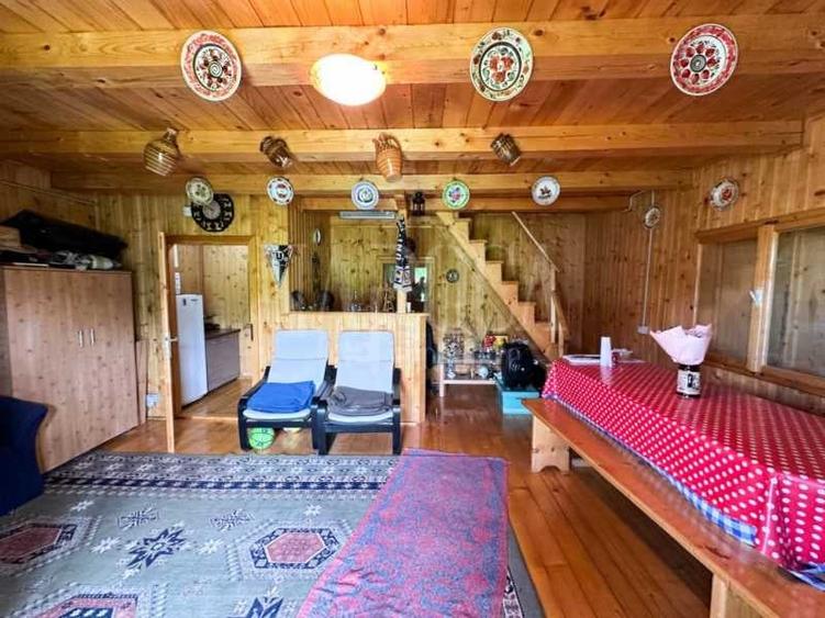 Casa 3 camere de vanzare in Campenesti - 4