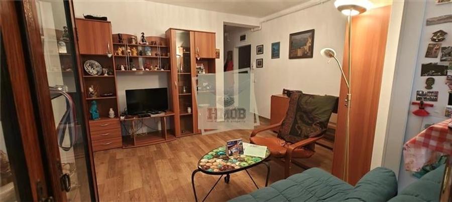 Apartament 3 camere gradina 63 mp parcare zona Calea Cisnadiei - 1