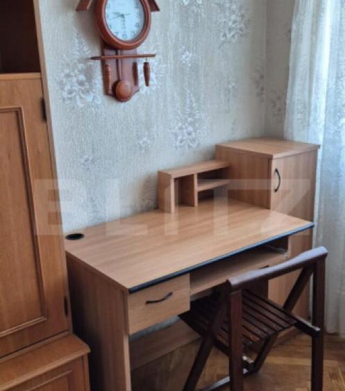 Apartament de inchiriat, cu 3 camere, zona Bd.Independentei - 20