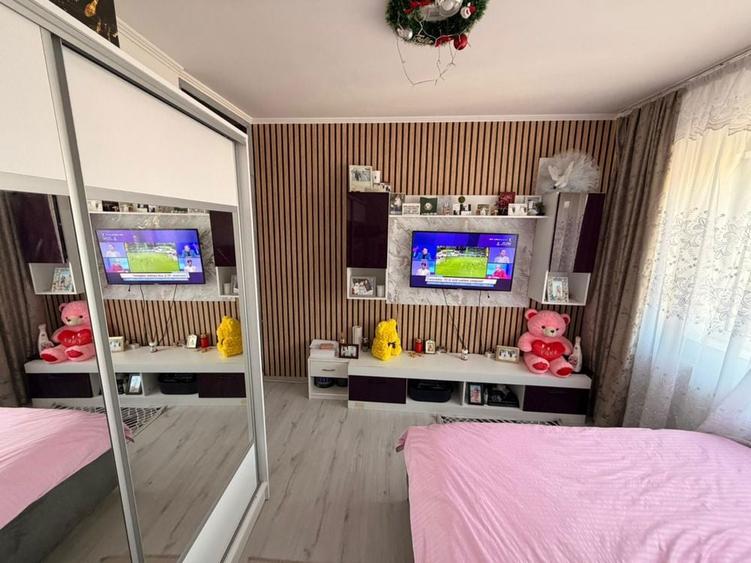 Schimb apartament cu casa in zona Bradu - 3