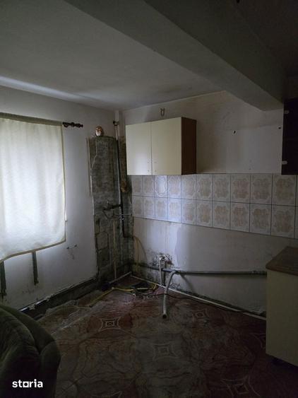 Teren 514 mp cu autoriza?ie construc?ie P+1 Damaroaia Sector 1 - 16