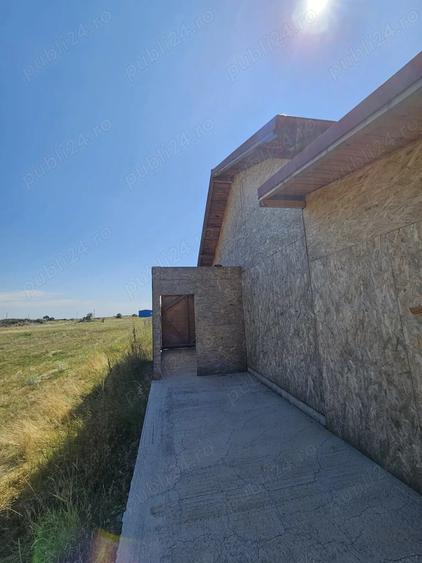 Casa la ro?u intr-o zona lini?tita, aproape de Buzau Spataru - 4