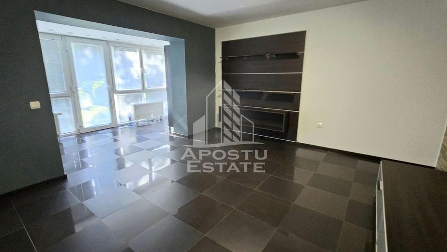 Apartament cu 2 camere, centrala proprie, parter, zona Lipovei - 3