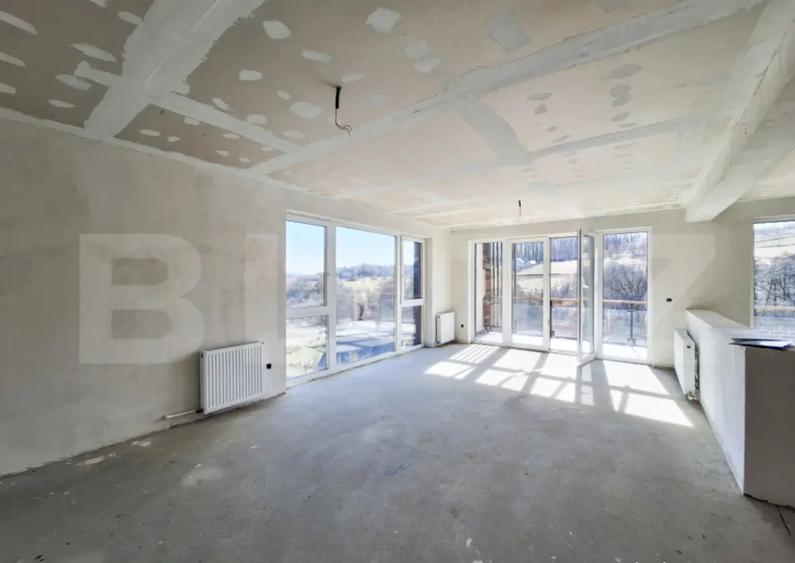 Duplex spa?ios ideal pentru doua familii, in Stolna - 2