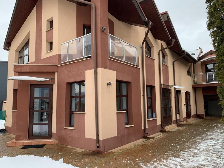 Vilă 240 mp – ideală firmă / educațional / clinică - 1