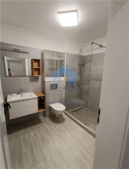 Apartament cu 3 camere decomandat în Horea