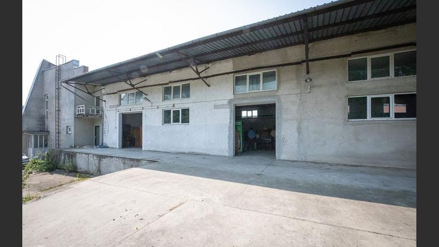 Spațiu industrial /hala /Spatiu administrativ in Resita,cartier Moniom - 16