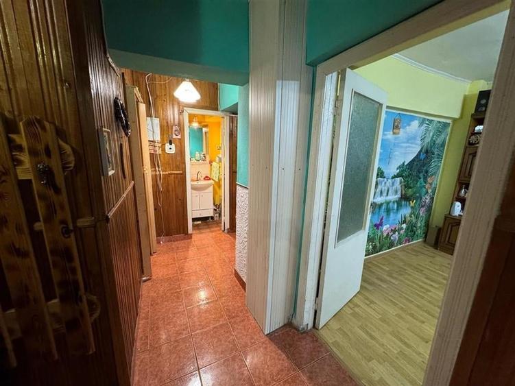 Apartament 3 camere zona centrala , etaj 7, pret 63.000 Euro neg. - 15