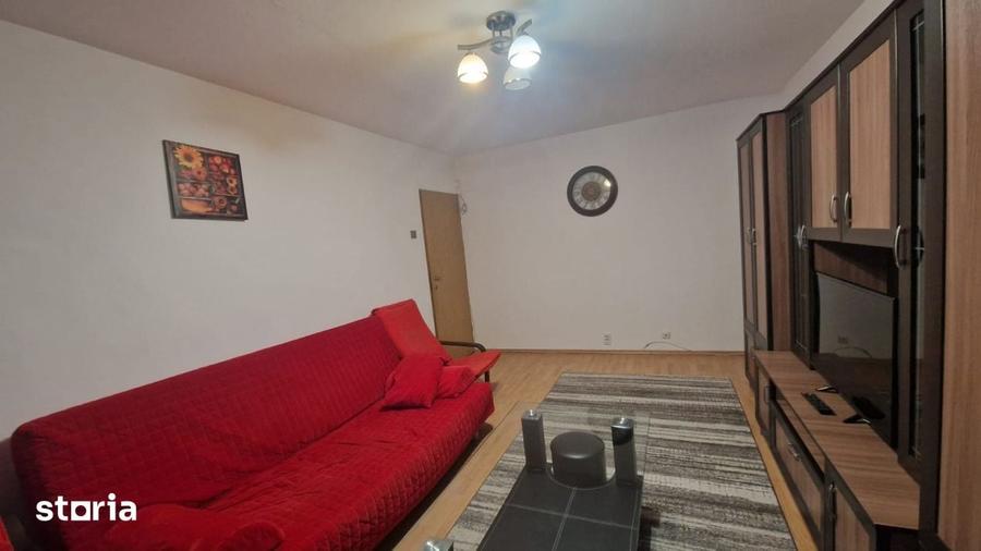 Apartament cu 2 camere decomandat, mobilat în Central