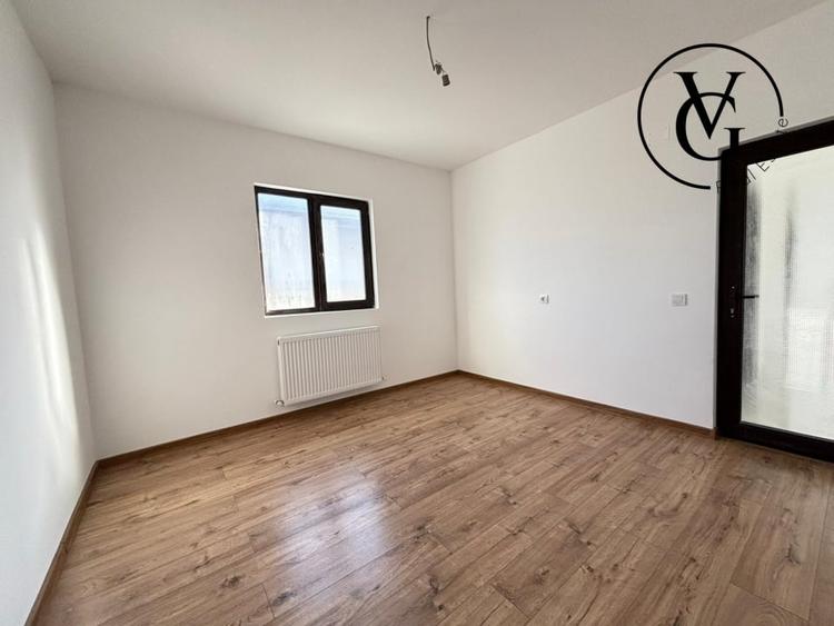 Casa la sol, 3 camere - 211 mp - Lumina - 12